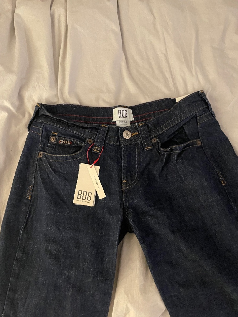 27W 34L BDG Kayla Low-Rise Jeans